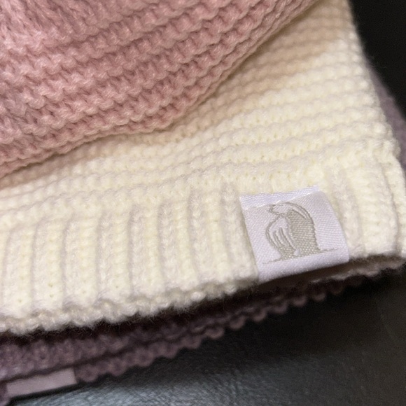 🦋Rugged Babygirl Hats 2/15$ - Picture 6 of 7